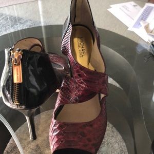 Lizard color red and black heels